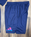Shorts Adidas Azul Marinho Badge of Sport Logo Colorido