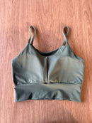 Cropped Fitness Verde Militar (com bojo e tela)