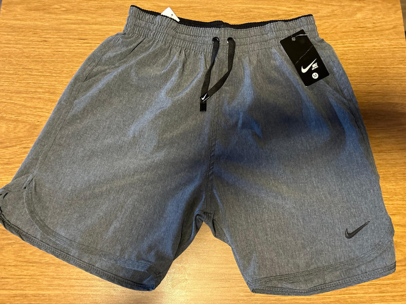 Short Nike Masculino Cinza